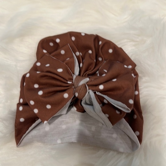 Preloved head cover 0-12mons - Picture 1 of 2